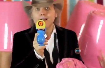 Dwight Yoakam's Holiday Hillbilly Rock