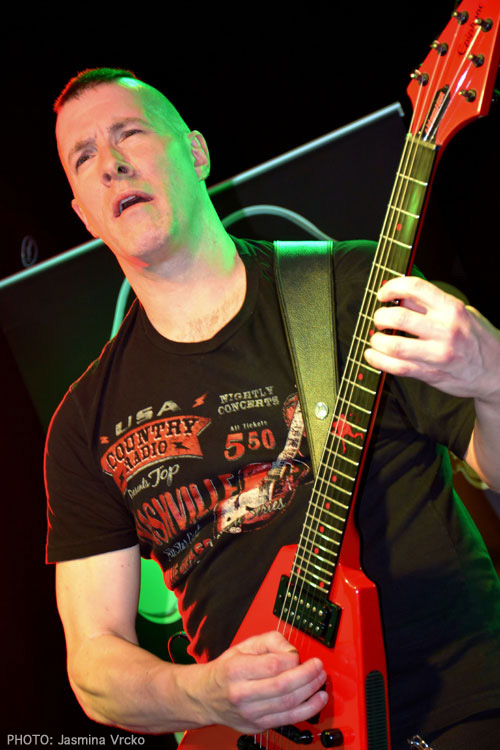 Jeff Waters Completes String of Epiphone Clinics in Germany