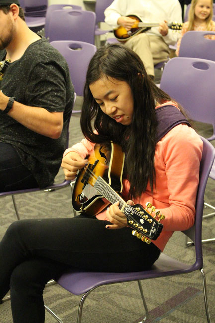 Learn Banjo and Mandolin at The Country Music Hall of Fame