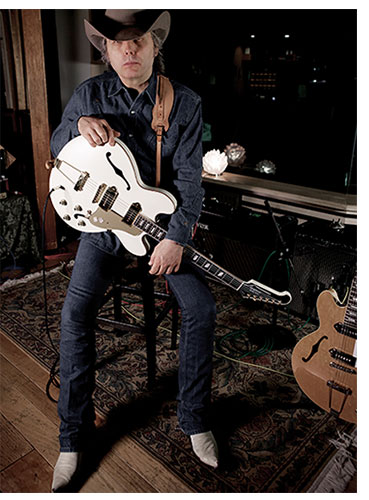 dwight yoakam epiphone casino