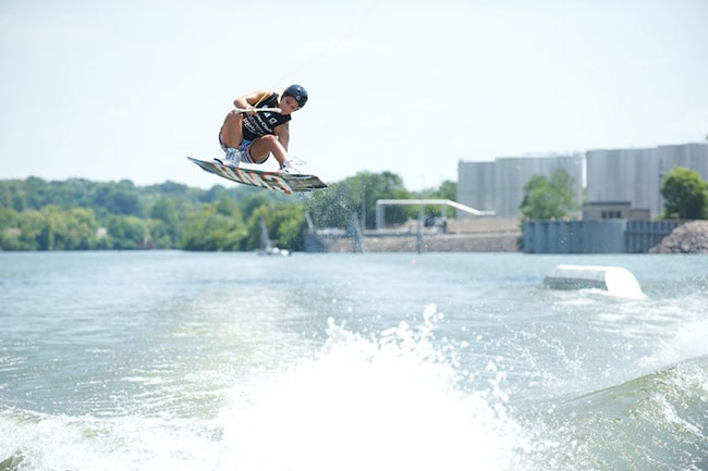 Epiphone Sponsored 2012 MasterCraft Pro Wakeboard Tour Concludes In Knoxville, TN