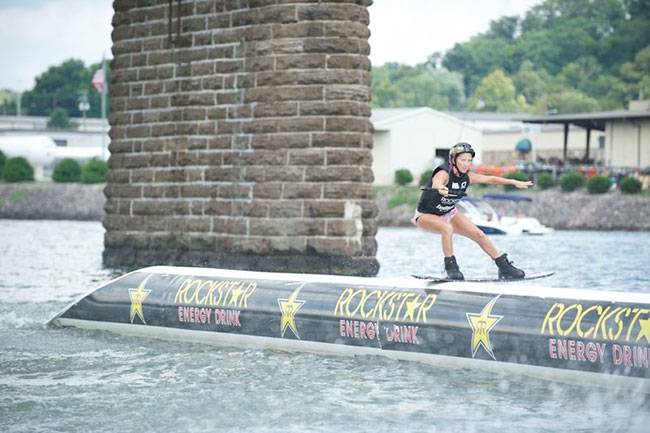 Epiphone Sponsored 2012 MasterCraft Pro Wakeboard Tour Concludes In Knoxville, TN
