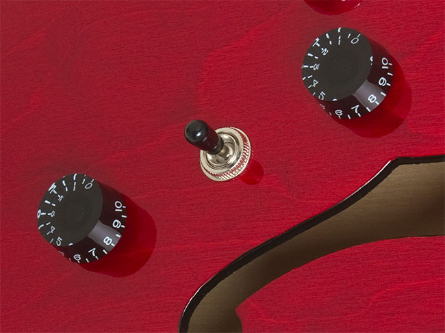 Epiphone Dot Studio Receives Guitar Player Editors' Pick Award!
