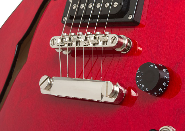Epiphone Dot Studio Receives Guitar Player Editors' Pick Award!