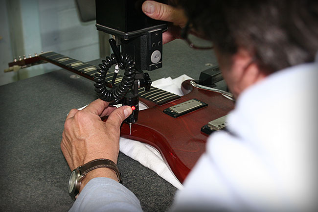 Richard Akers: The Epiphone Interview