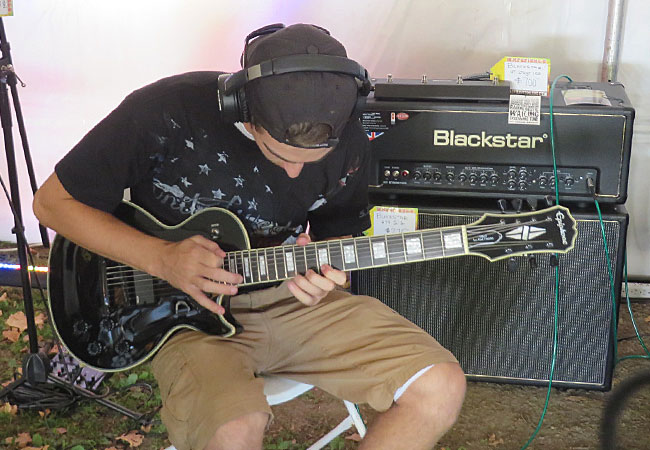 Epiphone Rock's Crazy Dave's Music Experience at Aftershock 2013